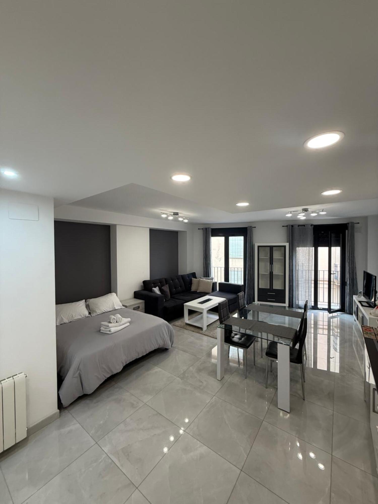 Veronica Center Room Valencia Bagian luar foto